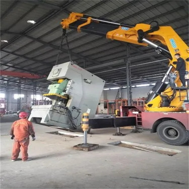 东河镇80吨折臂吊车出租附近电话