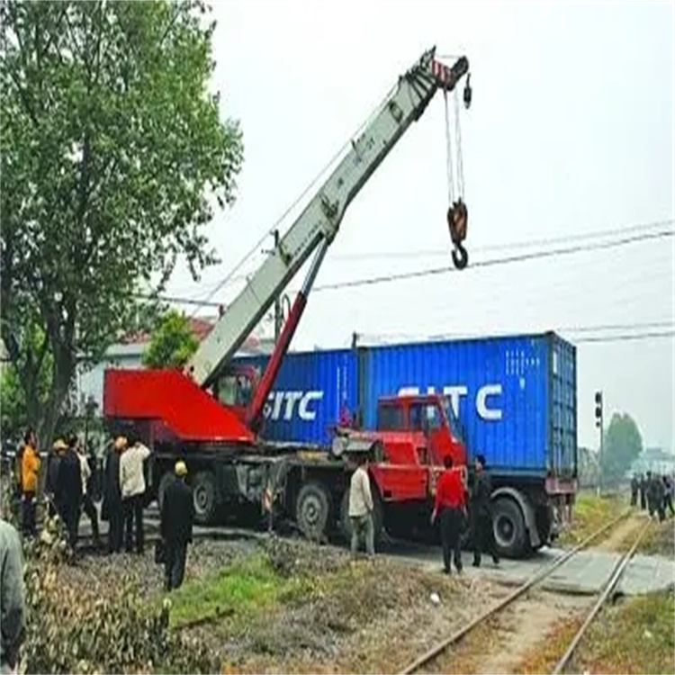 东河镇如何快速找到附近的吊车救援公司